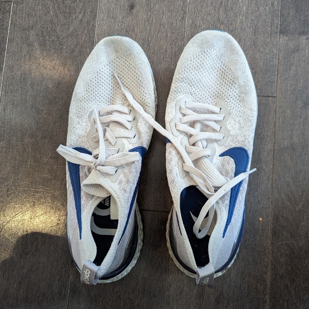 Nike 10.5 sneakers